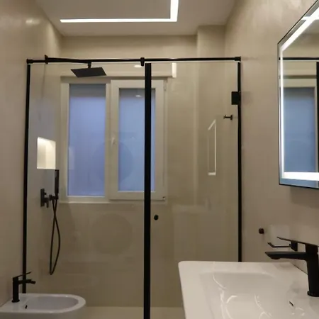Blin Modern Apartment